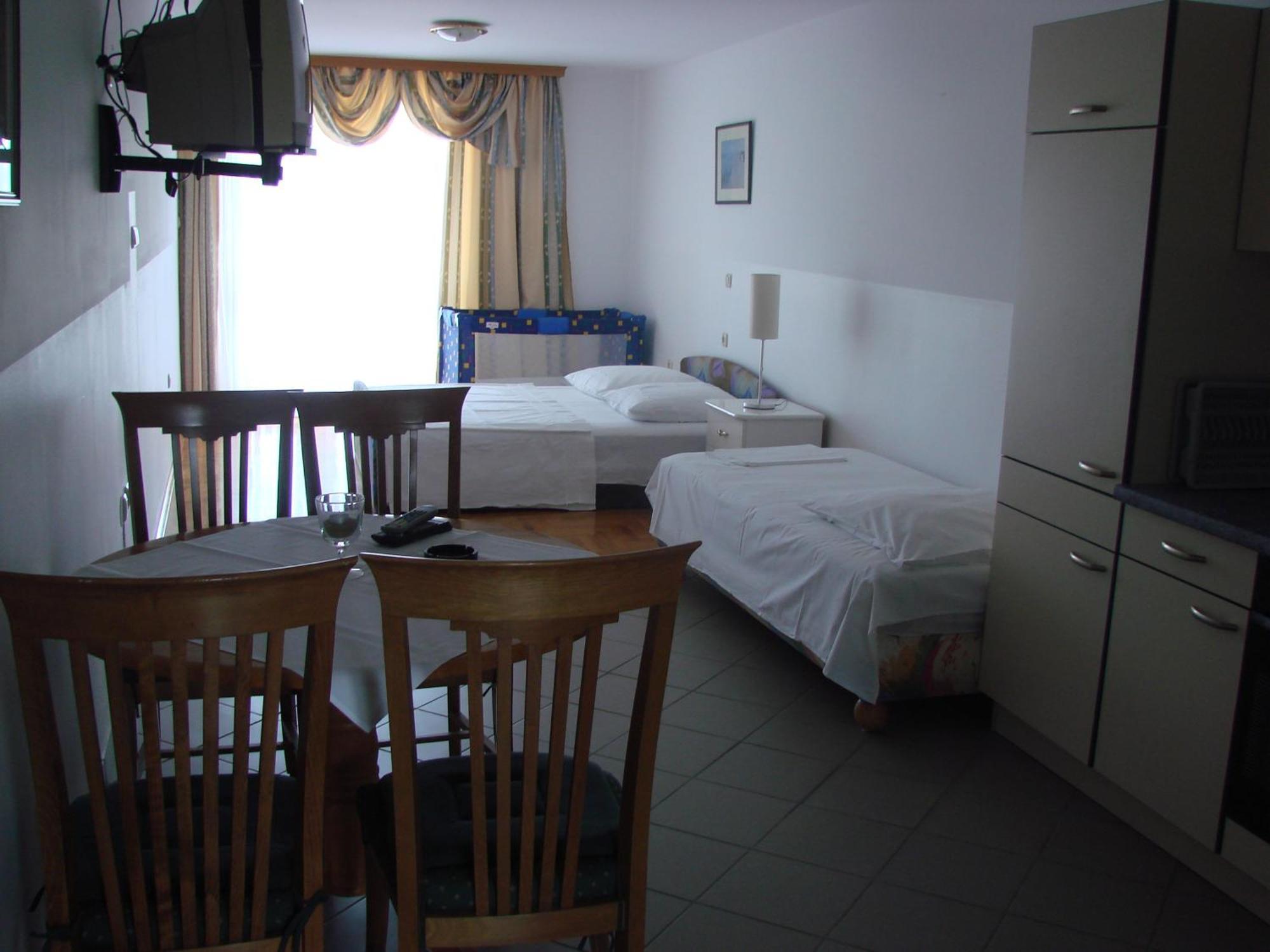 Apartments Happy Island Rab Rab Town Kamer foto